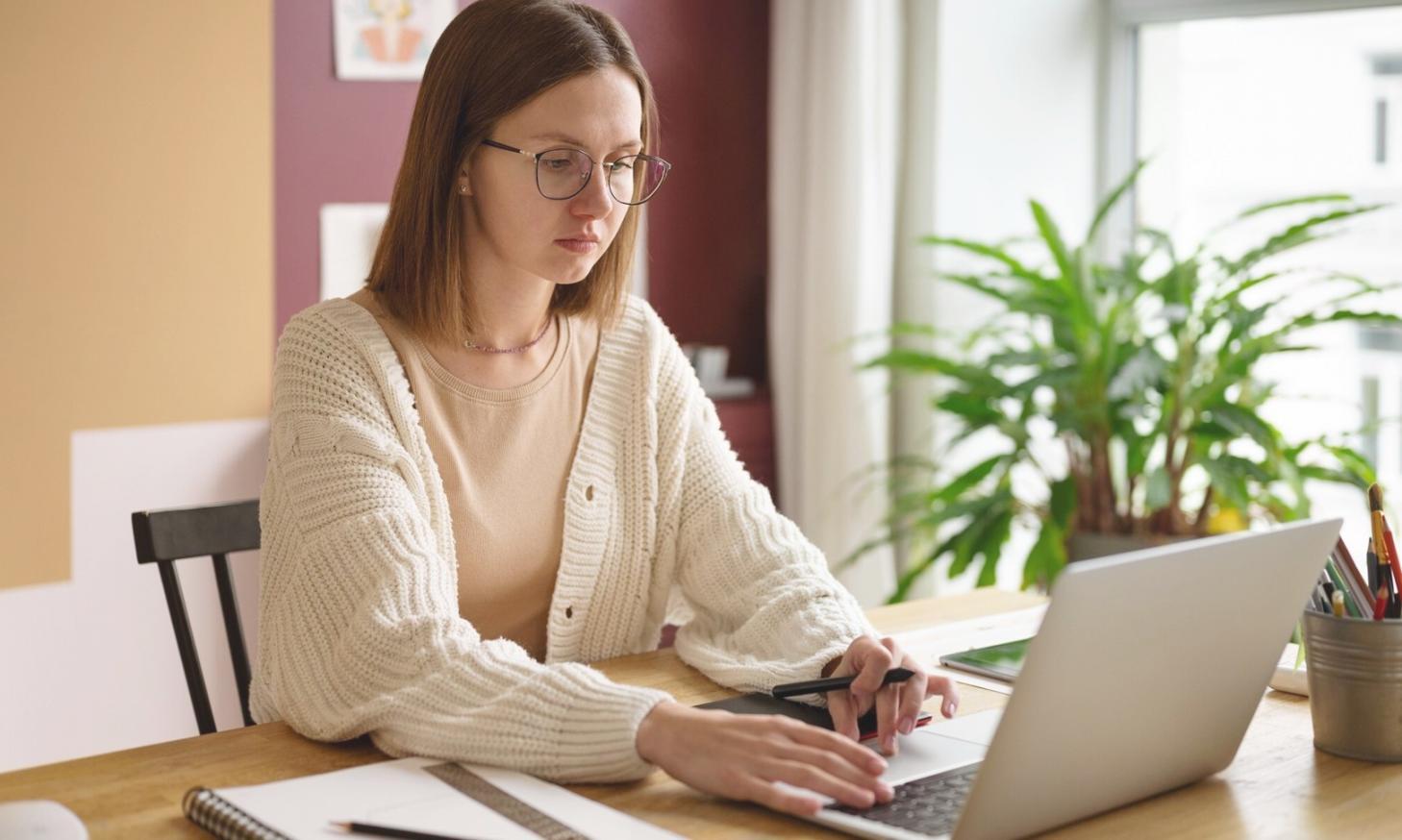 Financial research documentation and analysis workspace